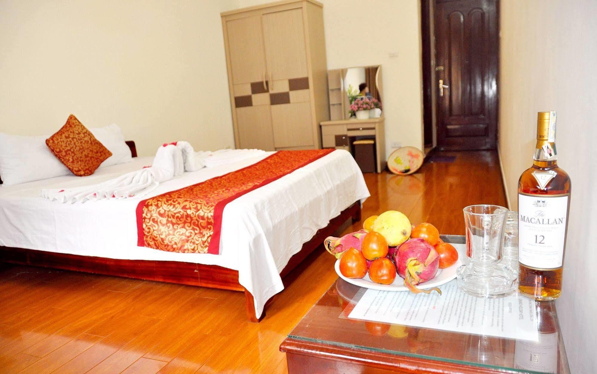 Grand Holiday Hotel 2 Ханой Екстериор снимка