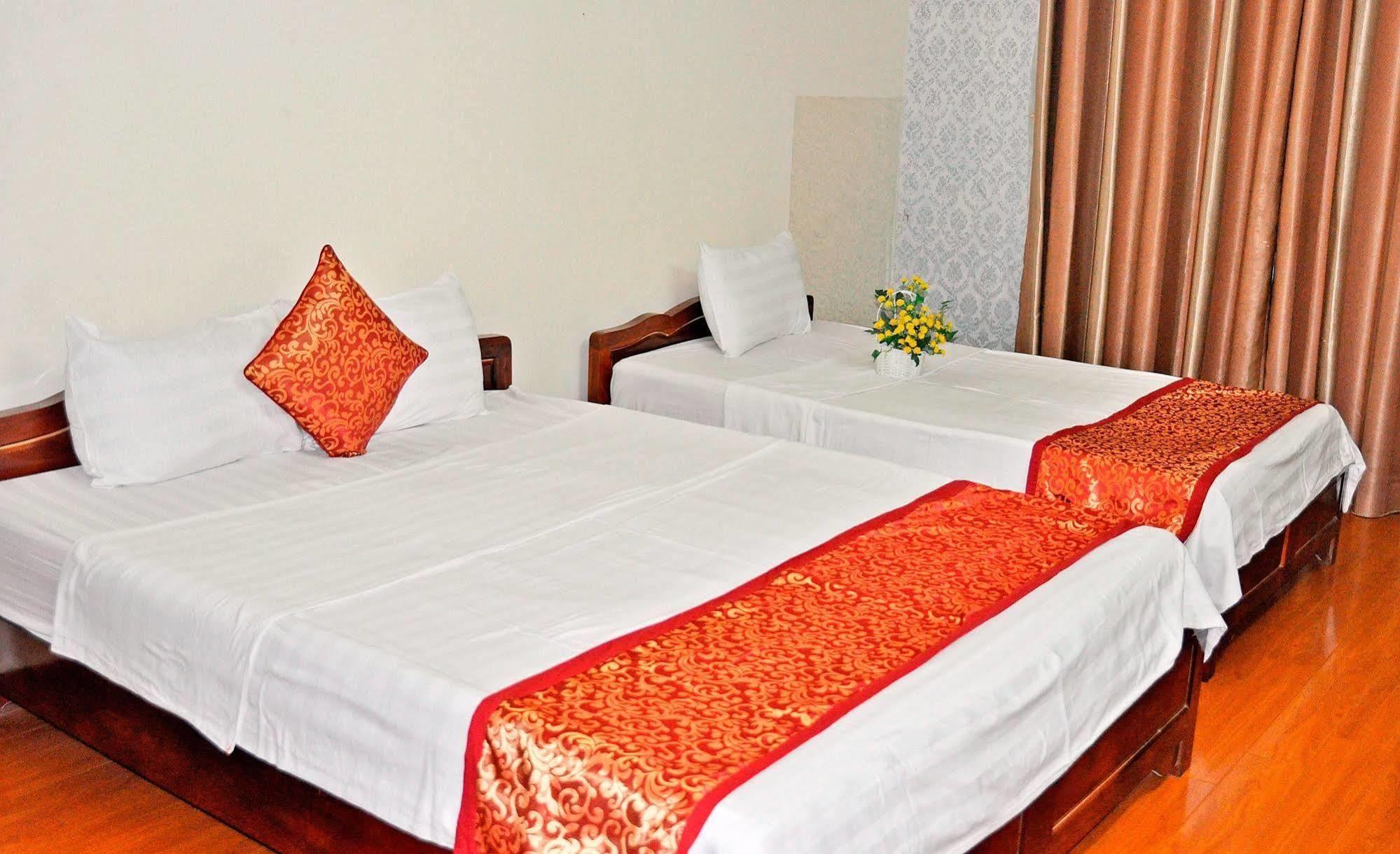 Grand Holiday Hotel 2 Ханой Екстериор снимка