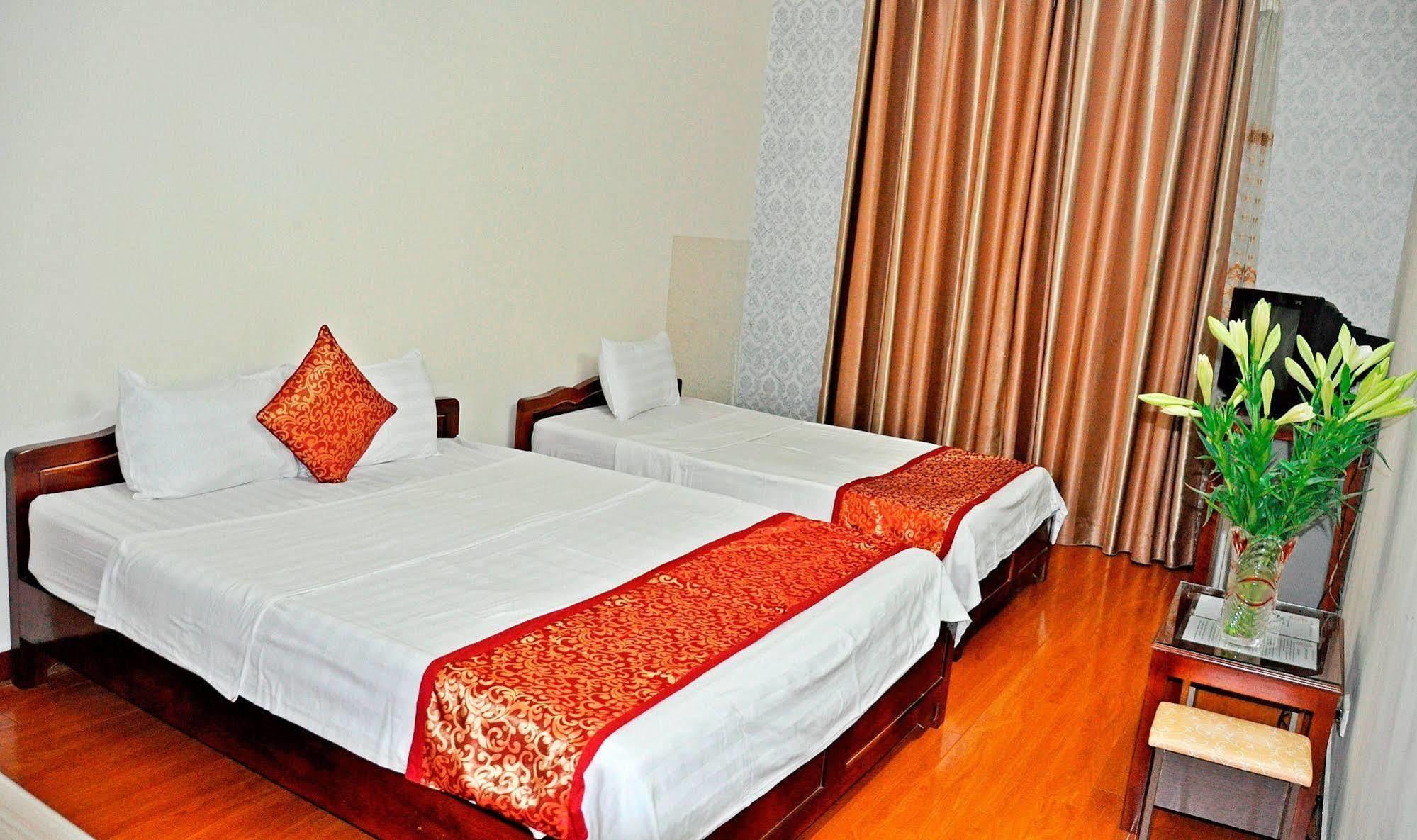 Grand Holiday Hotel 2 Ханой Екстериор снимка